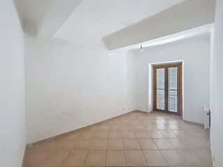  Appartement à louer 3 pièces 65 m²