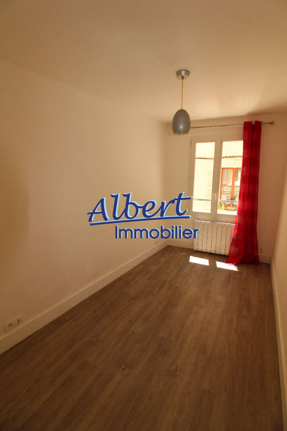 Location Appartement Appartement Ollioules 1 pièce(s) 29.49 m2 Ollioules