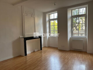  Appartement à louer 3 pièces 70 m²