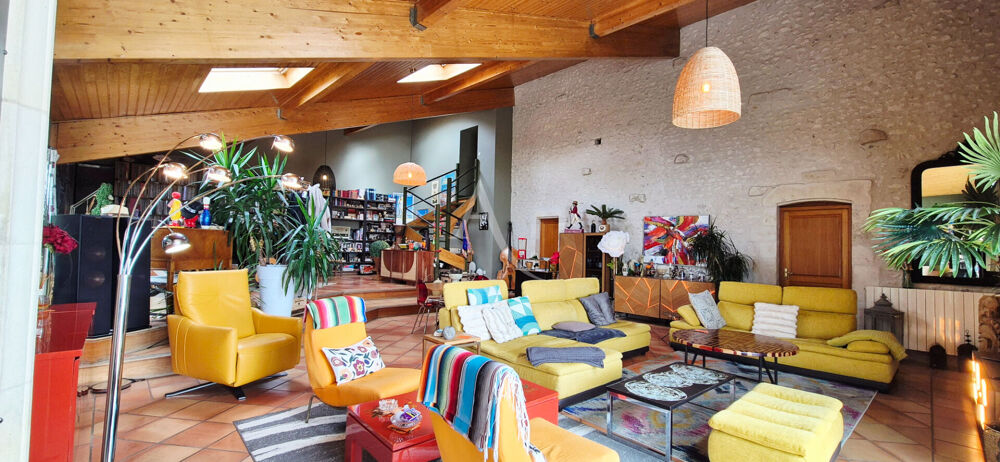 � vendre  Maison Mortagne-sur-Gironde (17120)