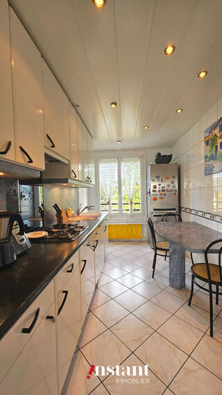  Appartement � vendre 4 pi�ces 79 m�