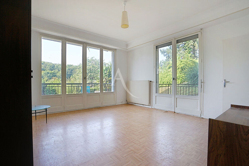 Billère - T1 lumineux avec 2 balcons, parking en sous-sol et grande cave