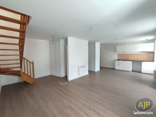  Appartement à louer 3 pièces 58 m²