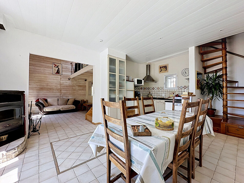 Maison T4 à vendre à Marseille 13013 : Votre futur cocon au coeur de Château-Gombert !