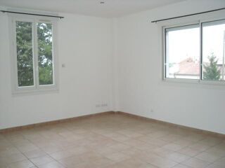  Appartement à louer 3 pièces 71 m²