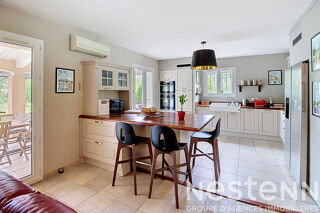  Maison à vendre 8 pièces 202 m²