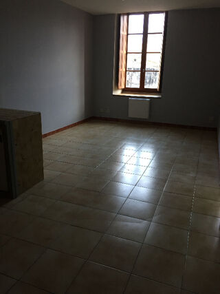  Appartement à louer 3 pièces 60 m²