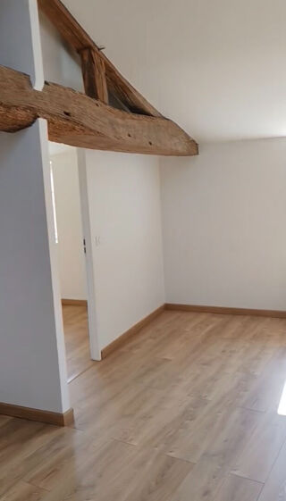  Appartement à louer 2 pièces 52 m²