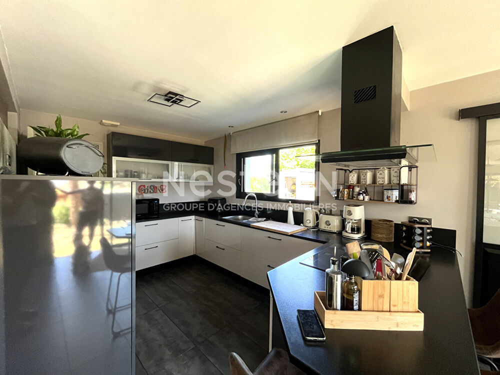 Vente Maison Maison à vendre Monterblanc centre, de style contemporaine, 143 m² environ, 4 chambres Monterblanc