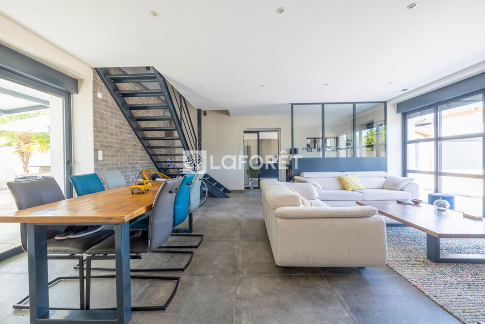 Villa Bourg En Bresse 6 pièces 150 m2