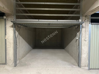  Parking / Garage  louer 