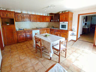  Maison � vendre 8 pi�ces 242 m�