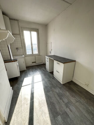  Appartement à louer 2 pièces 41 m²