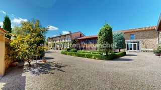  Villa à vendre 15 + pièces 