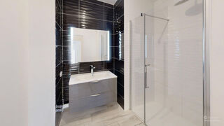  Appartement � vendre 5 pi�ces 144 m�