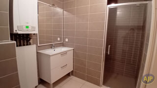  Appartement à louer 2 pièces 43 m²