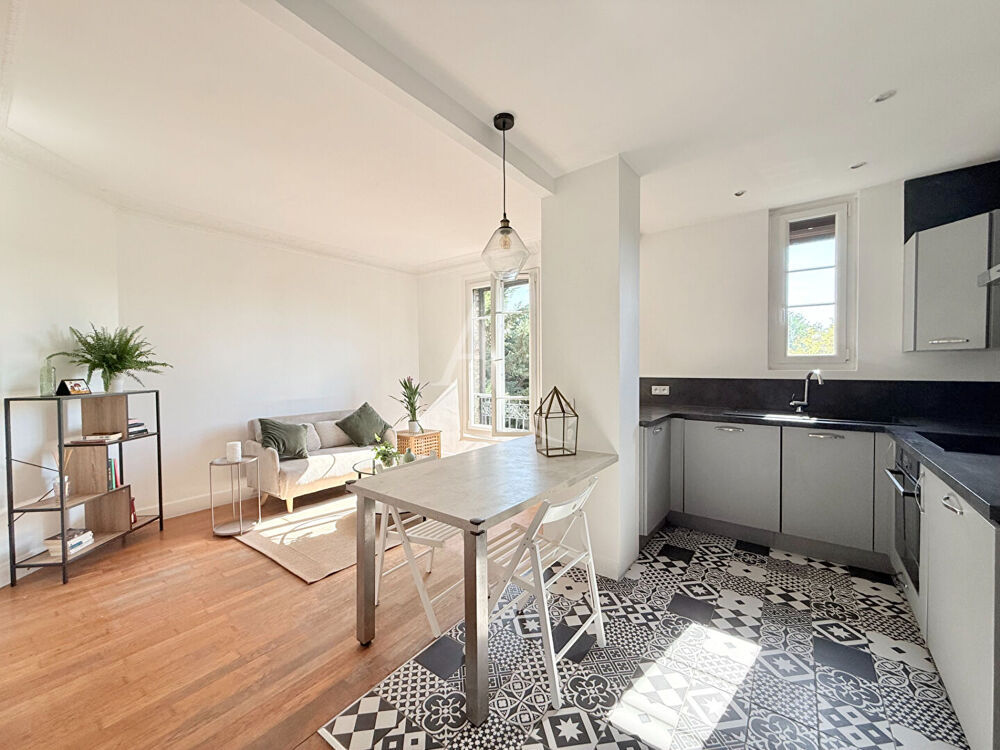 Appartement Le Perreux Sur Marne en étage avec jardin privatif