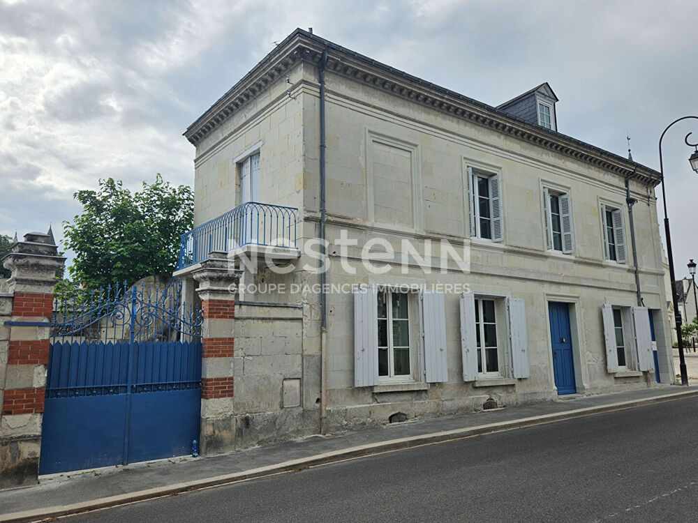 Maison de caractère entièrement rénovée à louer en hyper centre Loches