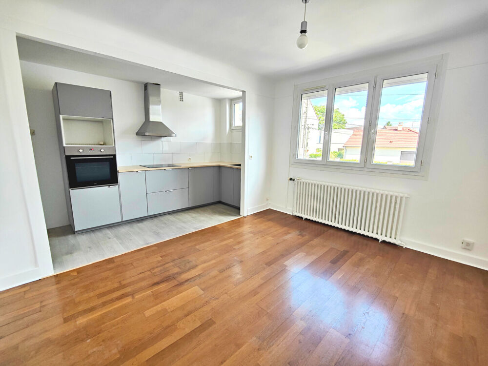 Location Maison Maison Melun 4 pièce(s) 70.42 m2 Melun