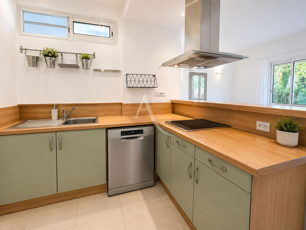 Appartement 33 m² en rez-de-chaussée Proximité port et plages