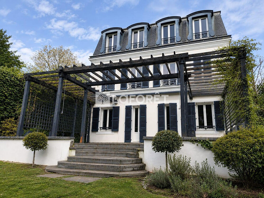 Maison 10 pièces 220 m² · à Le Raincy · 220 m² · 1 690 000 €