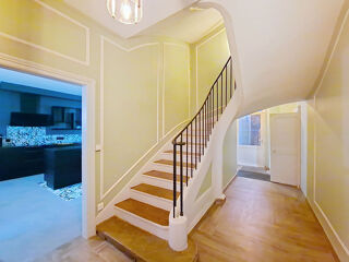  Maison à vendre 14 pièces 271 m²