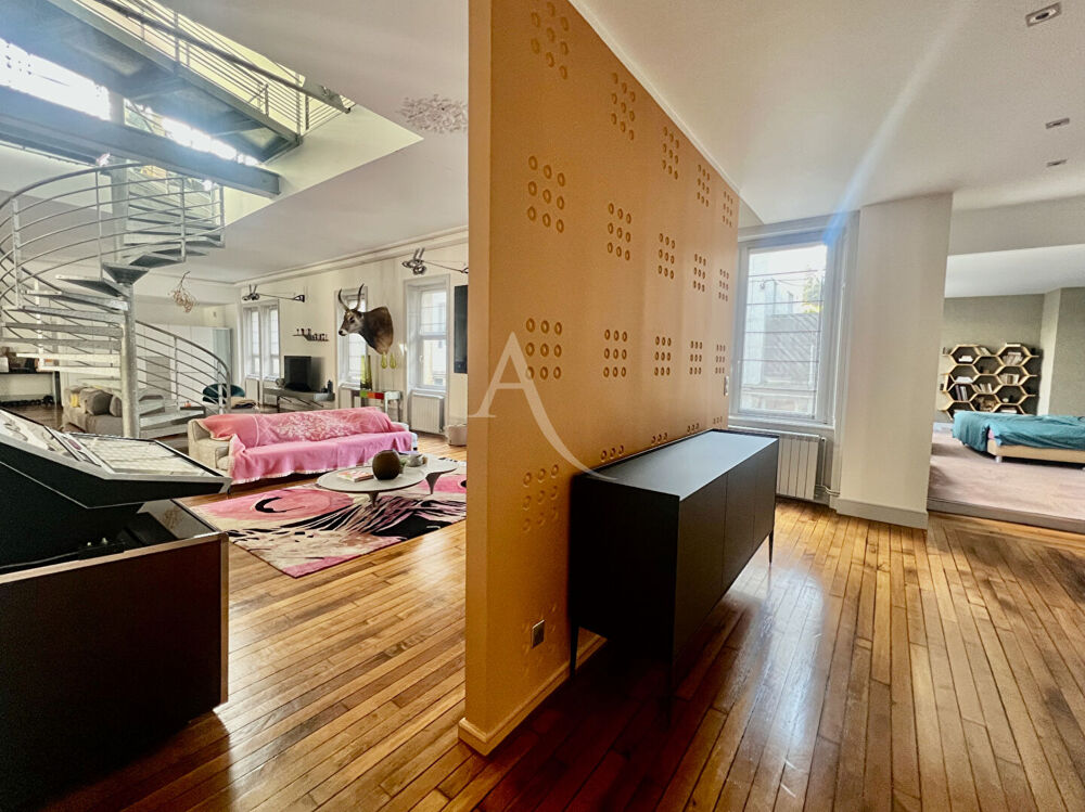 LOFT Urban life - Epinal centre, terrasse, stationnements.