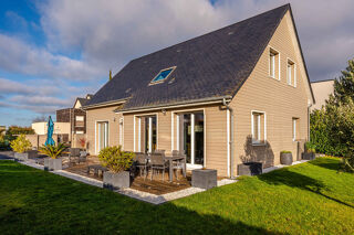  Maison � vendre 6 pi�ces 165 m�