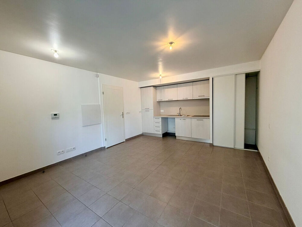 Appartement Brie Comte Robert 25 m2