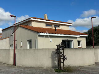 Location Maison En exclusivité à la location, Belle villa 3 faces type 4 avec piscine Toulouges 123.12 m2 Toulouges