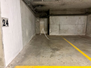  Parking / Garage à vendre  Le plessis robinson