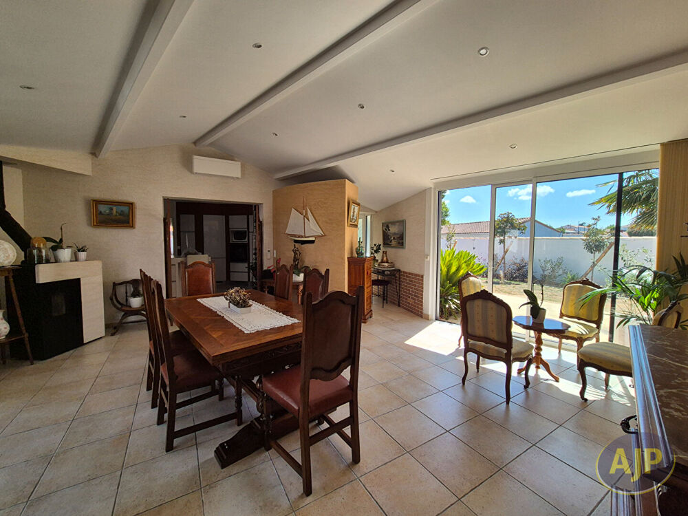 à vendre  Maison Challans (85300)