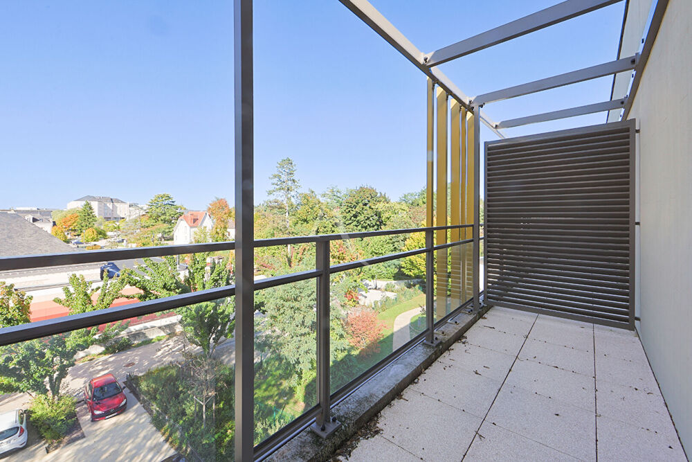 APPARTEMENT T4 78.25m² DERNIER ETAGE AVEC BALCON ET PK