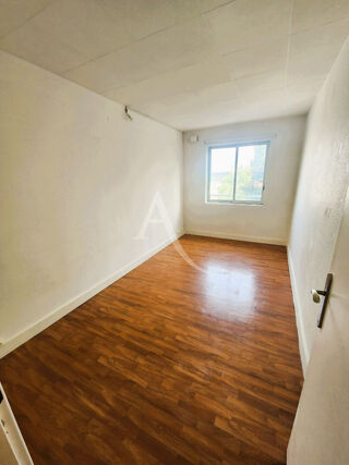  Appartement  vendre 5 pices 77 m