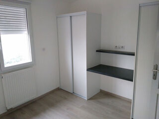  Appartement à louer 3 pièces 53 m²