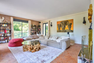  Maison � vendre 8 pi�ces 281 m�