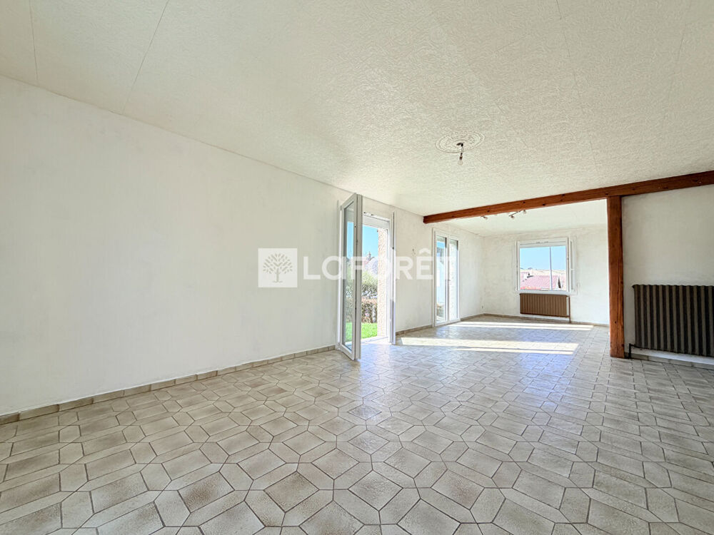 Location Maison Maison Familiale à Vouziers, 118.21 m² Vouziers