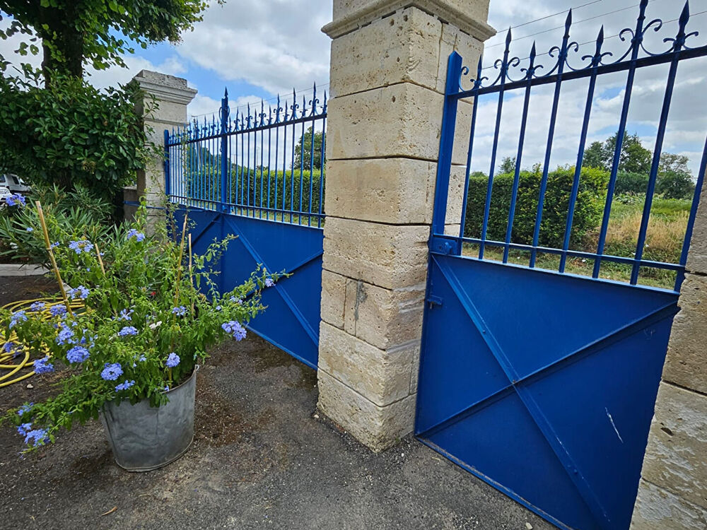 Vente Maison MAISON DE CHARME AU COEUR D'UN HAMEAU CALME & BEAUX VOLUMES Riberac