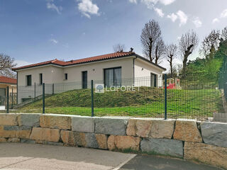  Maison 5 pi�ces 108 m� Le malzieu ville