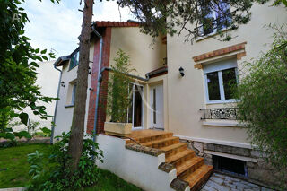  Maison à vendre 11 pièces 