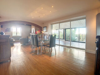  Maison � vendre 9 pi�ces 330 m�