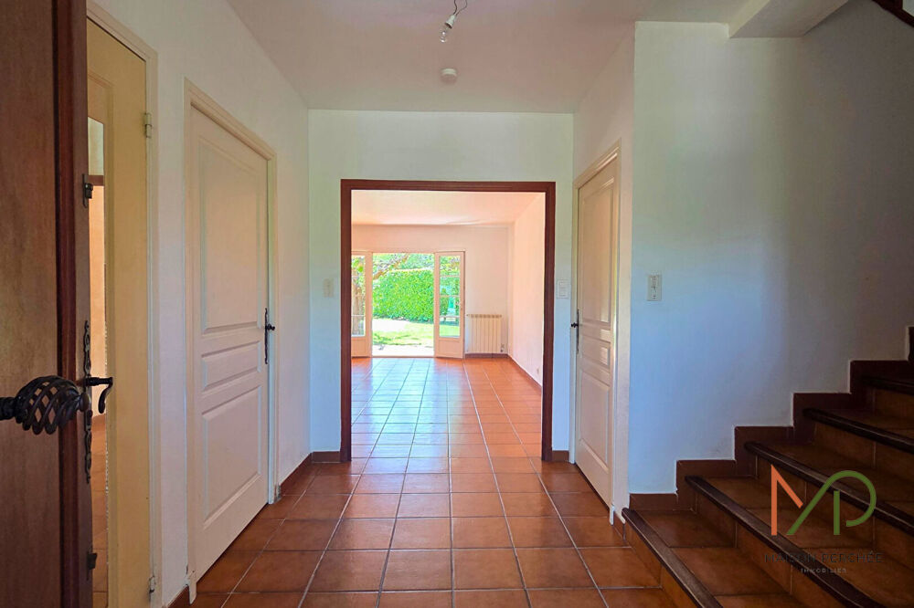 Maison Draguignan 5 pièce(s) 165 m2