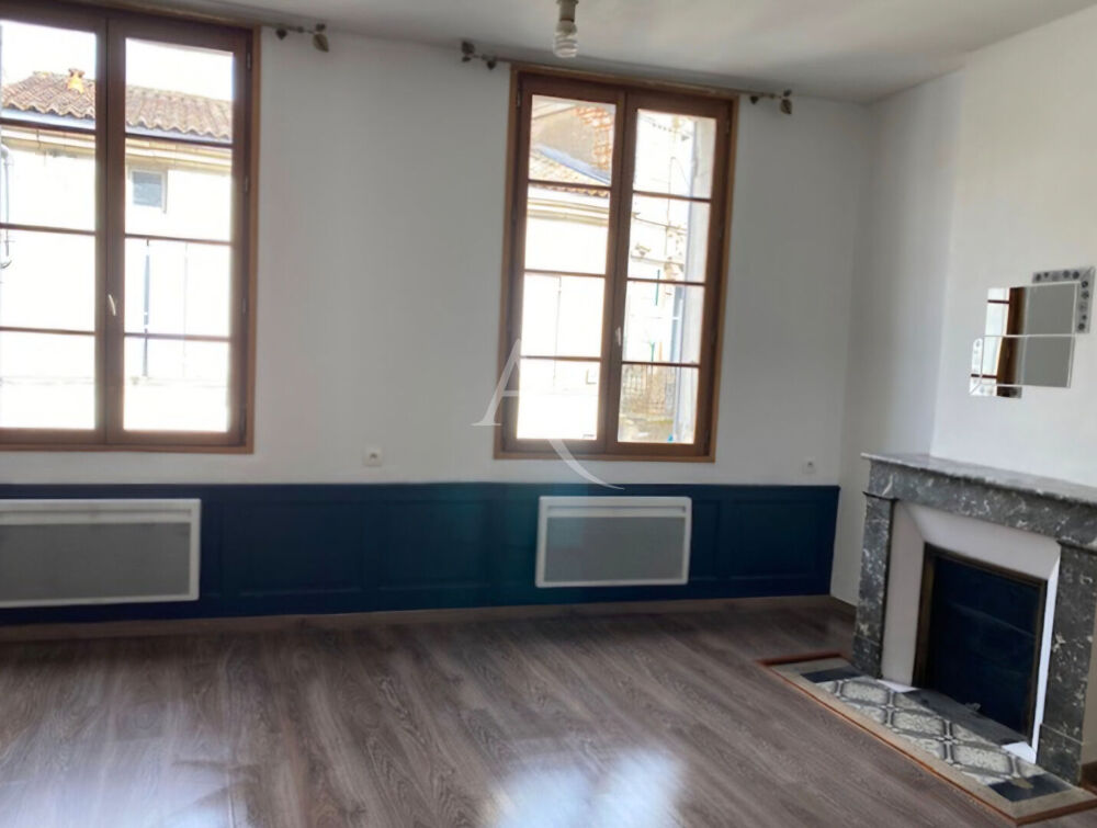 Vente Appartement Appartement  2 pièce(s) 66.18 m2 Pons
