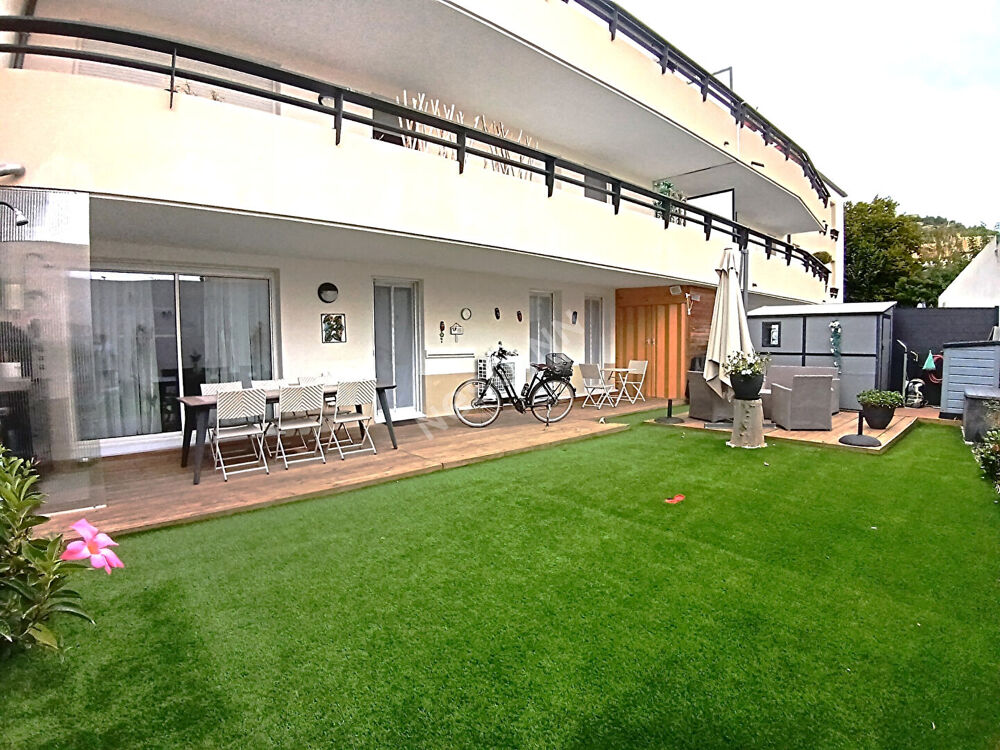 Vente Appartement Six-fours Rez de Jardin, appartement T3 de 65 m² , jardin de 80 m², place de parking et cave. Six fours les plages