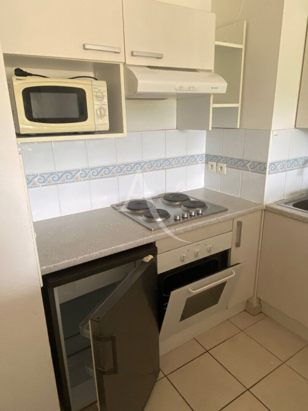 Location Appartement LAMALOU LES BAINS - APPARTEMENT MEUBLE - 2 PIECES Lamalou les bains
