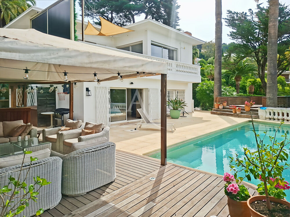 Maison Le Cannet Mairie 5 pièces 200 m² - Terrain 1350m² - Vue mer - Piscine - Jardins et terrasses exotiques