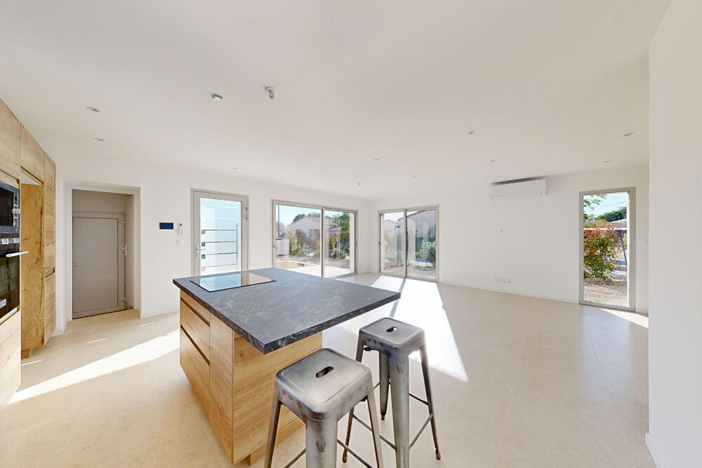 MAZAN VILLA NEUVE CONTEMPORAINE AVEC PISCINE