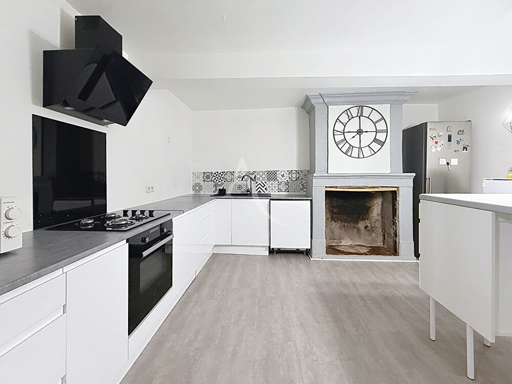 Appartement Trelaze 2 pièce(s) 92.92 m2