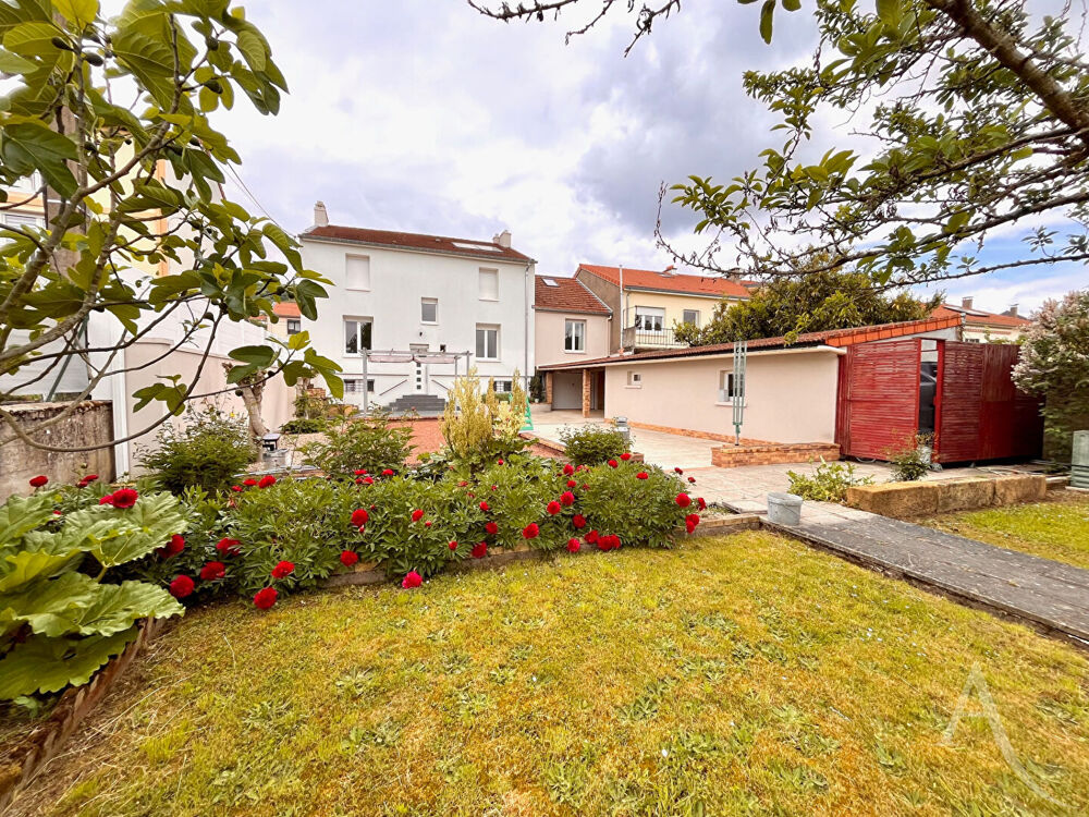 Maison 9 pièces 185 m² à Longeville les Metz