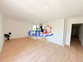  Appartement à vendre 4 pièces 83 m²